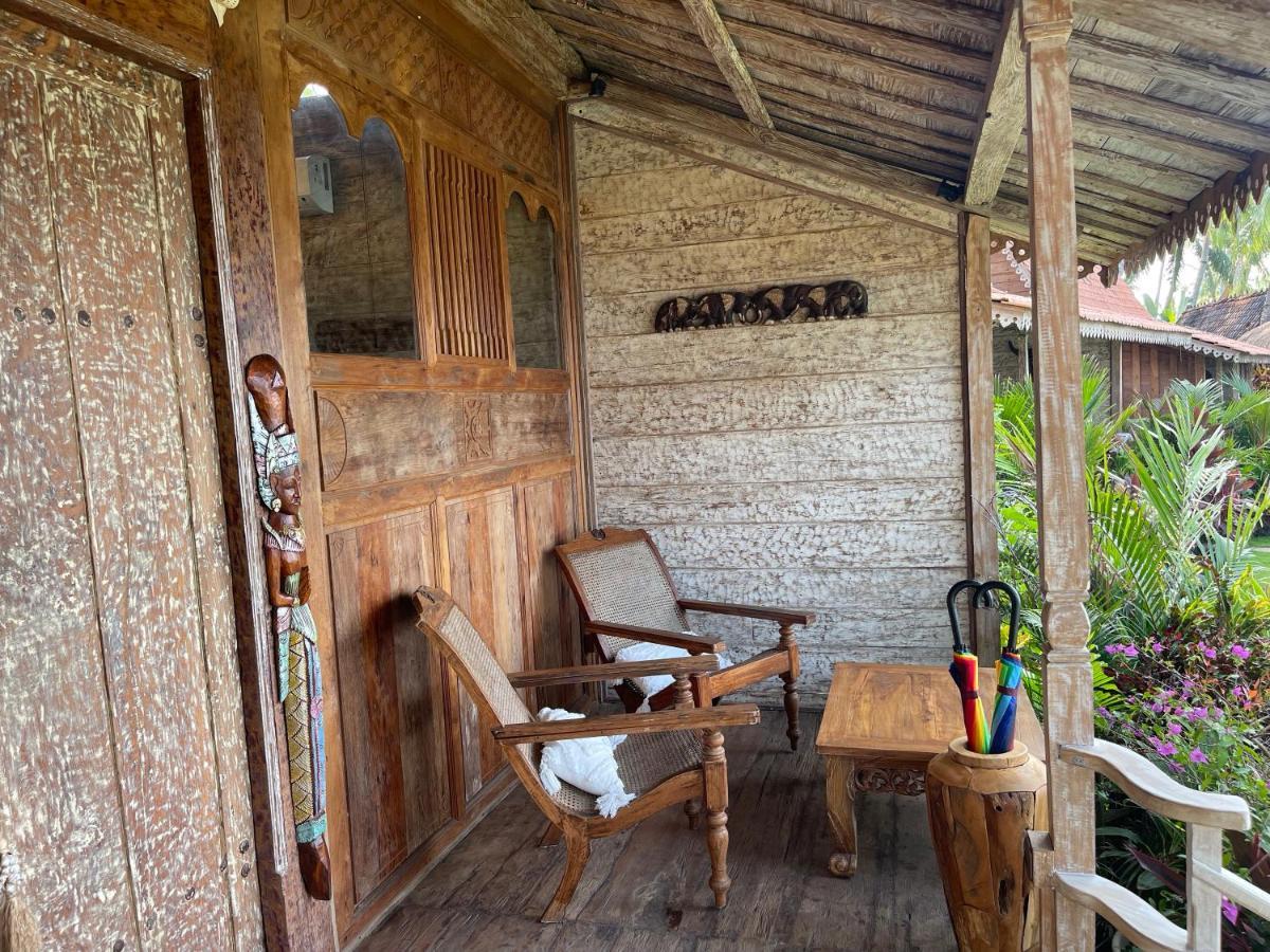 Louka Beach Bali Tianyar Buitenkant foto